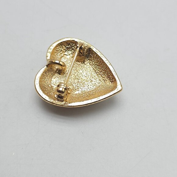 Heart Shaped Gold Tone Brooch With Red Gemstone Center - Picture 3 of 4